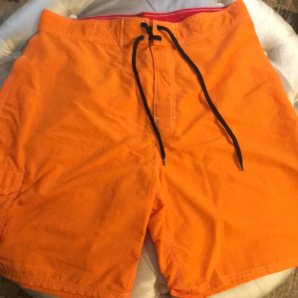 Beach Ray swim trunks. Sz 36.